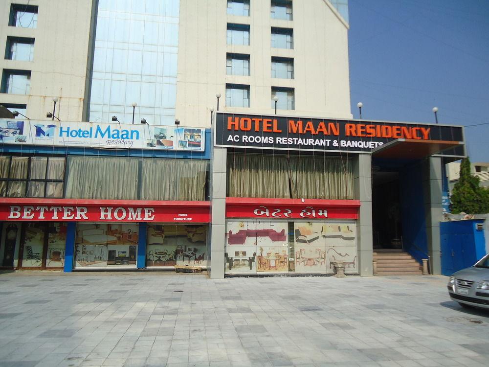 Hotel Maan Residency Satellite Road أحمد أباد المظهر الخارجي الصورة