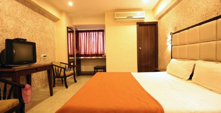 Hotel Maan Residency Satellite Road أحمد أباد المظهر الخارجي الصورة