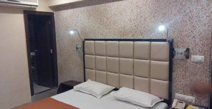 Hotel Maan Residency Satellite Road أحمد أباد المظهر الخارجي الصورة