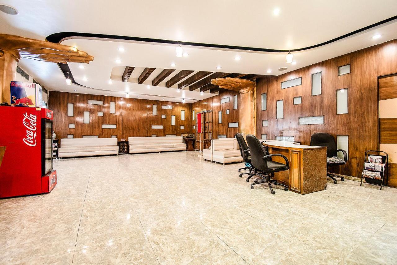 Hotel Maan Residency Satellite Road أحمد أباد المظهر الخارجي الصورة
