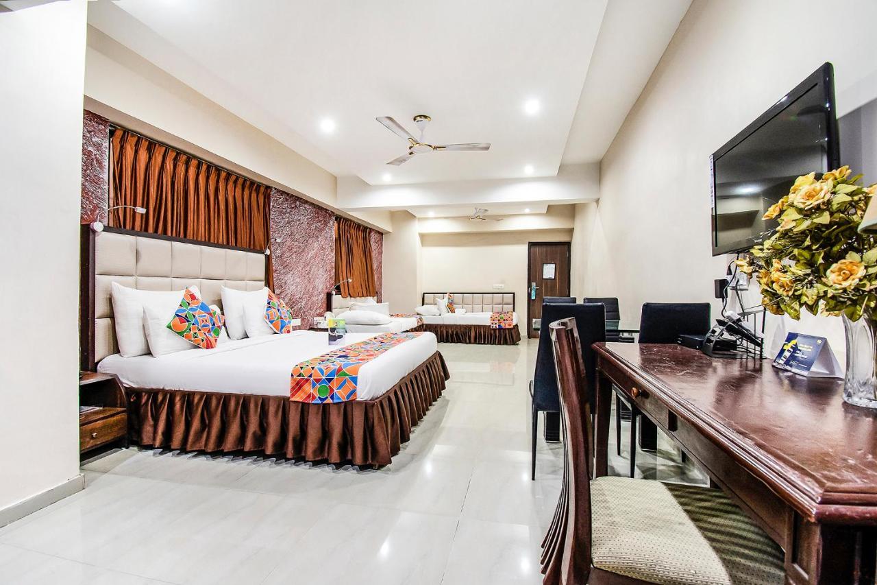 Hotel Maan Residency Satellite Road أحمد أباد المظهر الخارجي الصورة